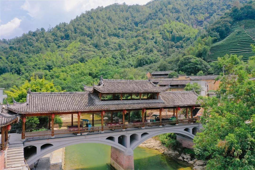 云和县有多少人口_云和县乡镇区划图(2)