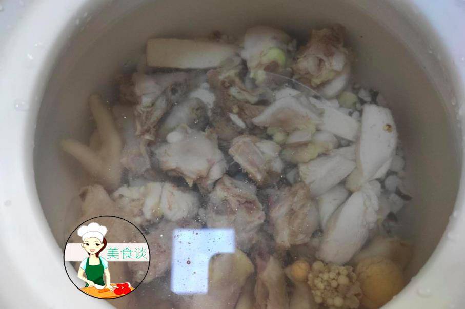 煲汤放什么食材给小孩喝营养好 64cb8fa77f2941788c636b686520d9d2.jpeg