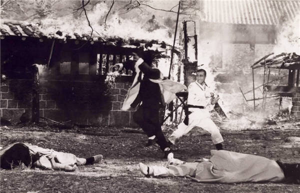 1928年，冯玉祥火烧少林寺，他为什么要公然与佛家寺庙过不去