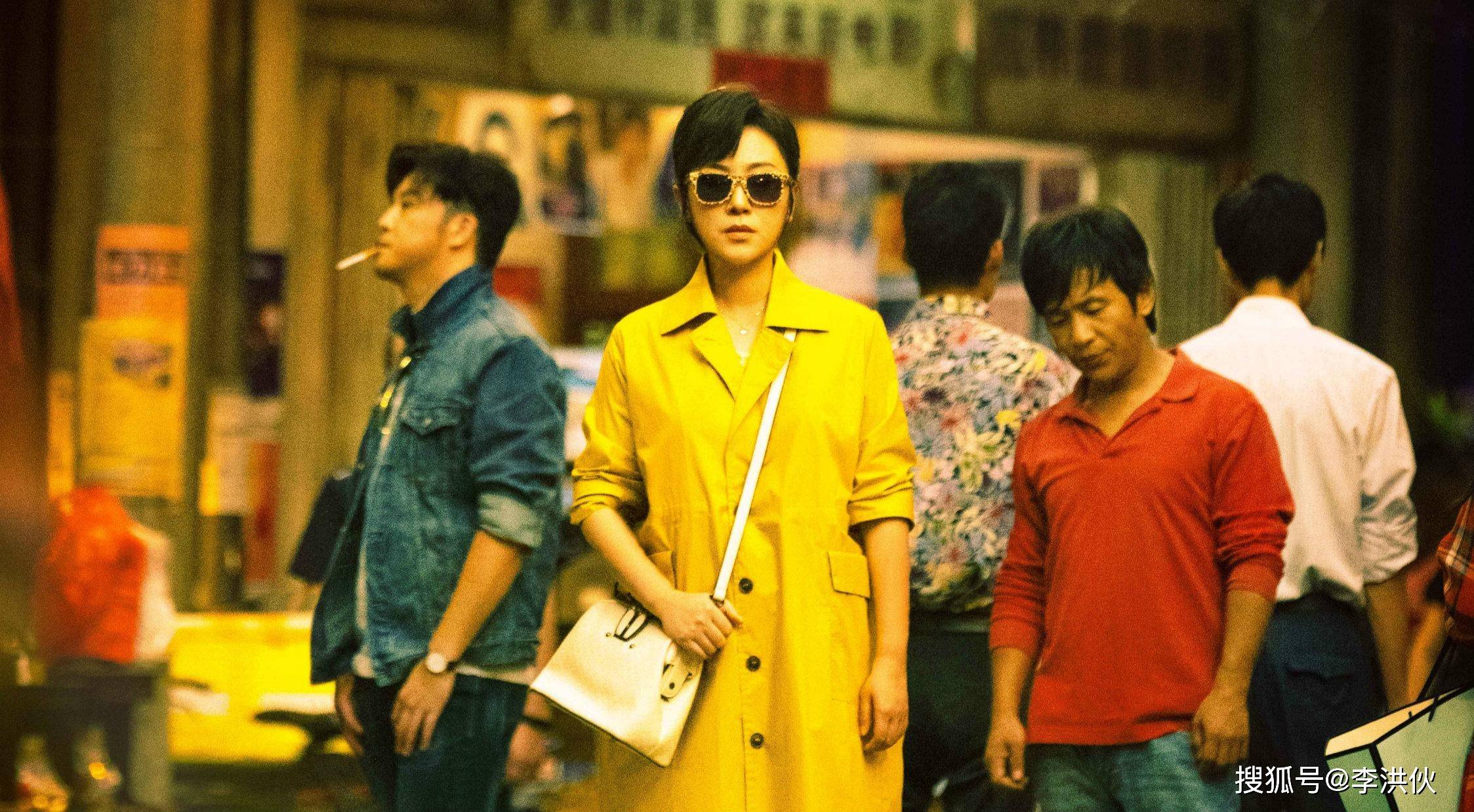 经历两段婚姻,第一任妻子是二人转演员霍晓红,第二任妻子叫王雪,2012