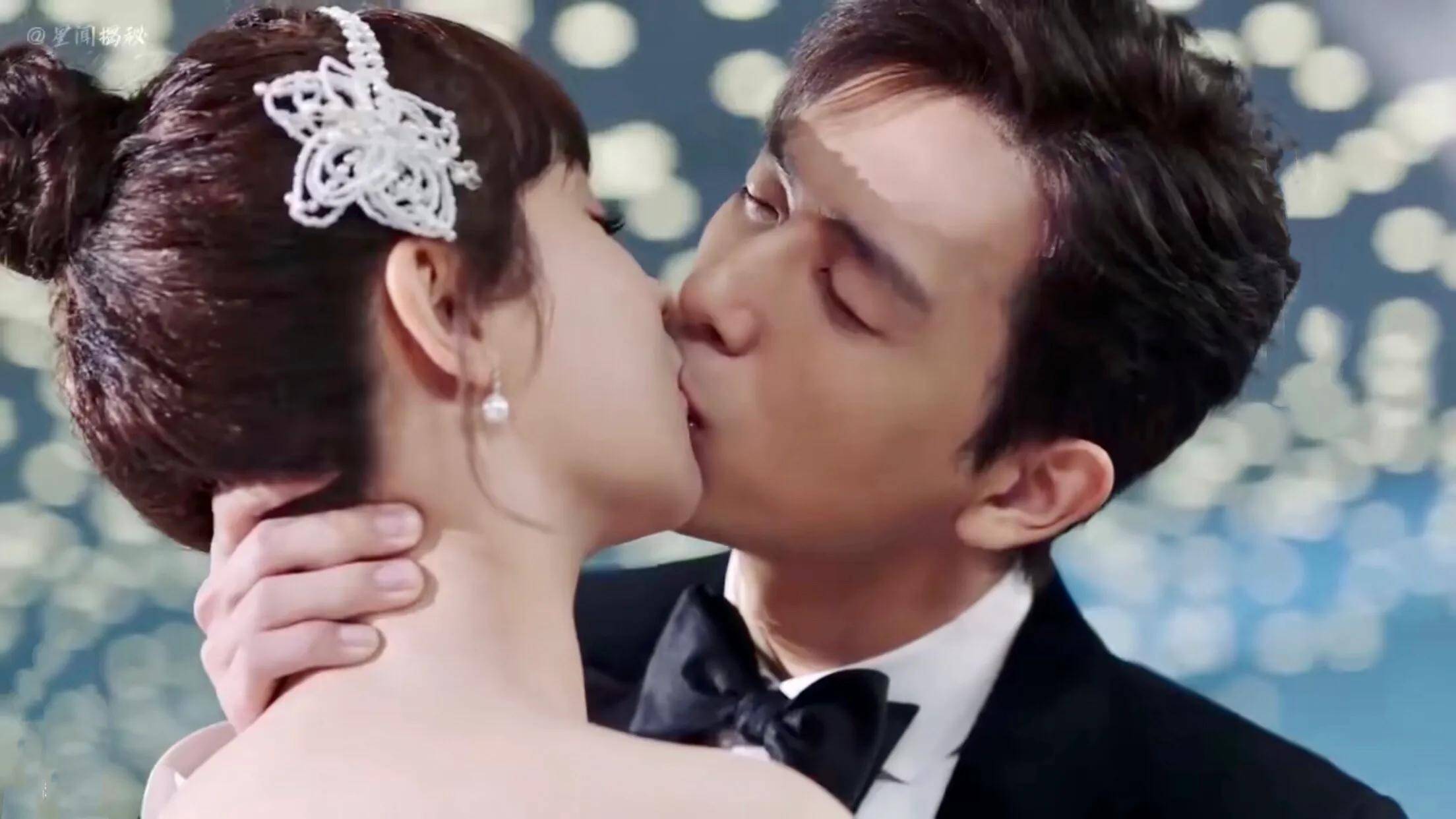 这桥段也太像《还珠格格》了,一起结婚,还送错了洞房.