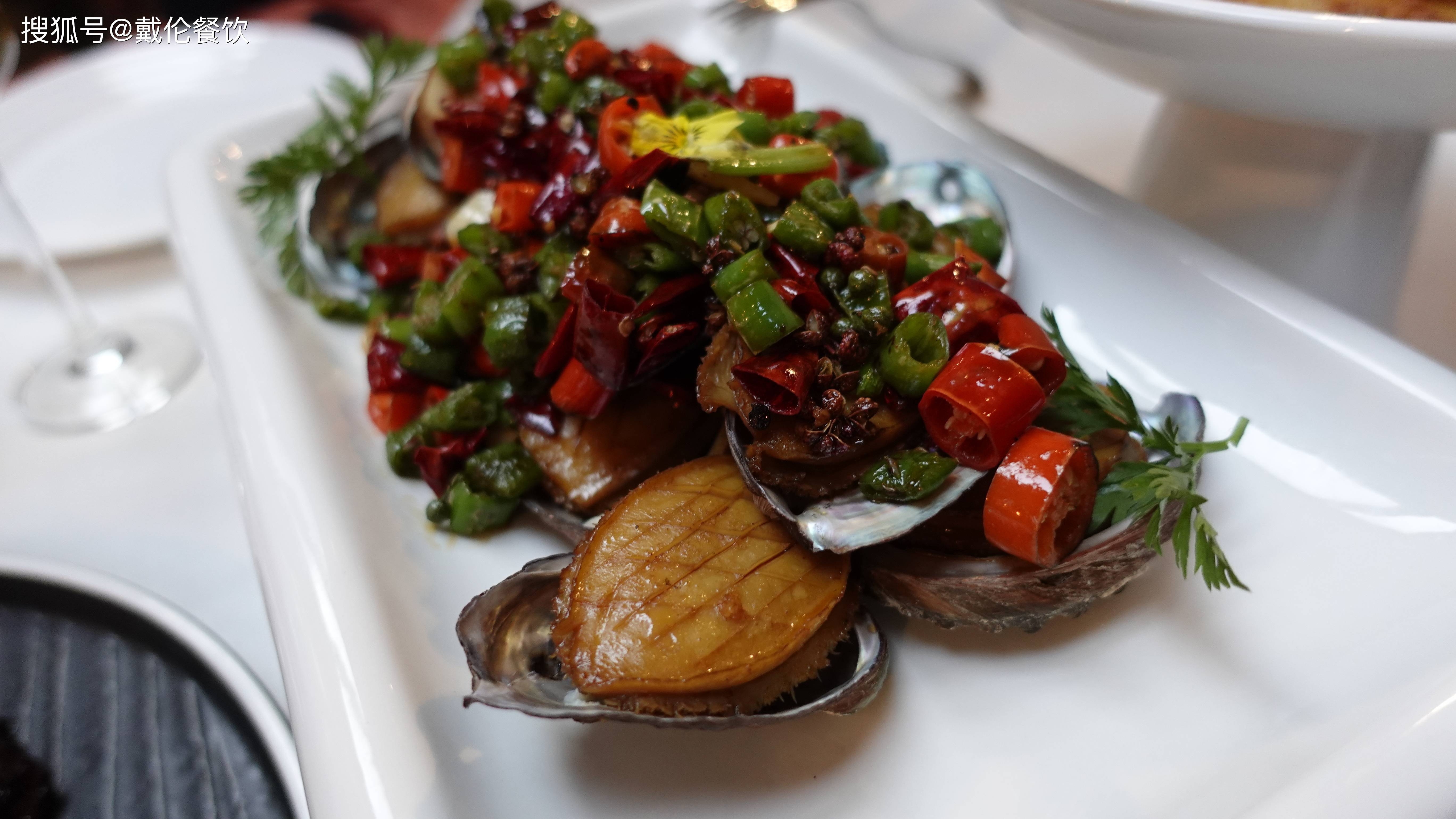 环境|东方红酒窖｜美食与美酒不可辜负