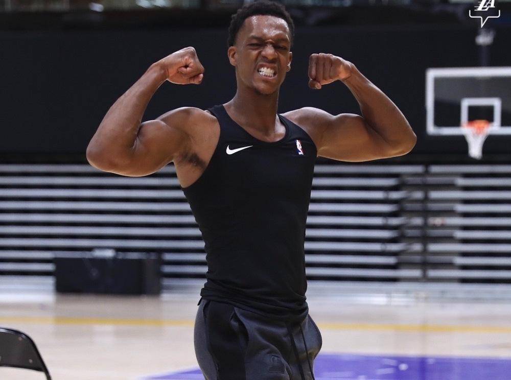 原创联盟中的瘦子球星保罗浑身充满肌肉库里拥麒麟臂