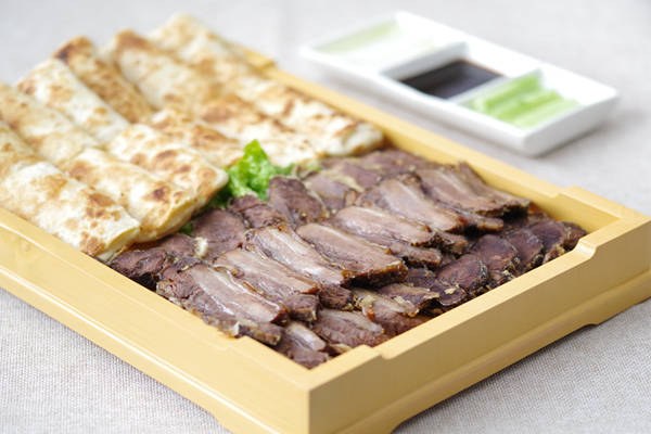 北京驴肉第一宴河间大厨北京做驴肉宴比驴肉火烧更受欢迎