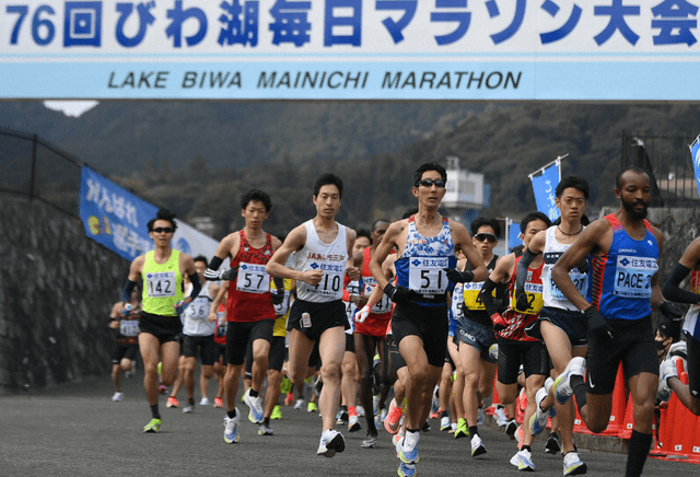 黄种人全马首进205铃木健吾20456刷新日本马拉松纪录