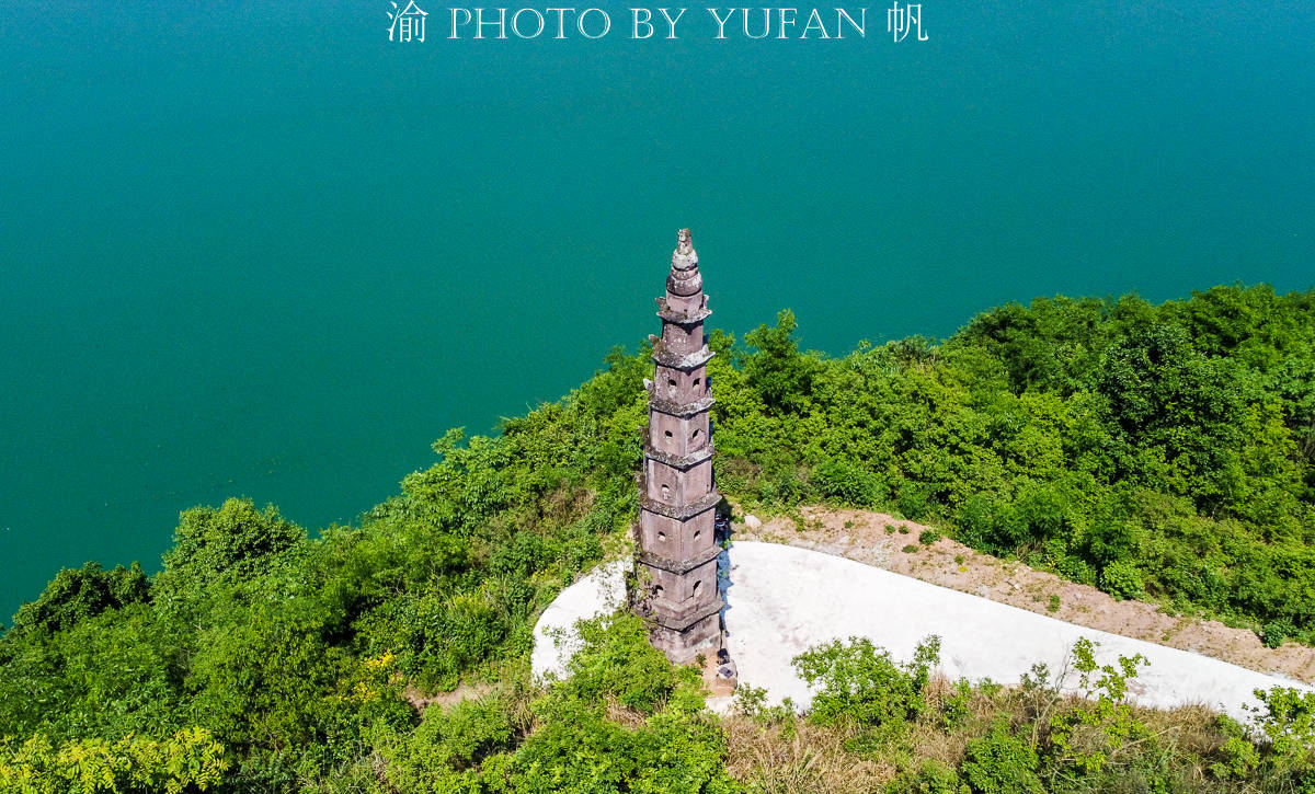 潼南文物地图：别口白塔，一座矗立在涪江边上400多年不倒的古塔