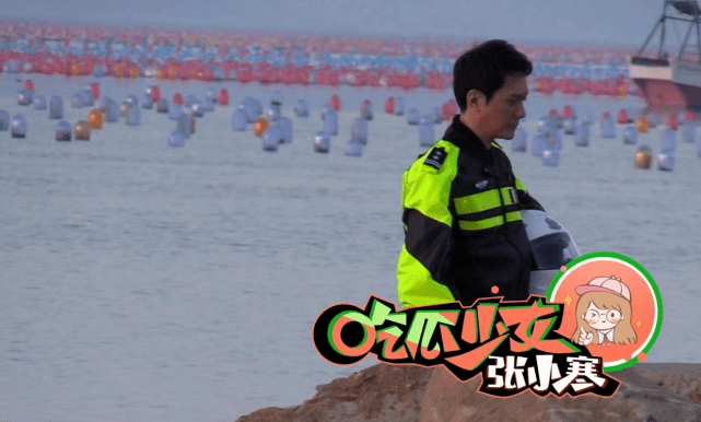 冯绍峰车内抽烟惹争议,赵丽颖晒照气场全开,公开最新行程受期待