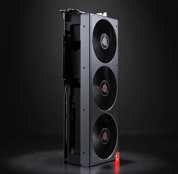 字母|联想做显卡了！首发非公版RX 6800 XT/6900 XT、造型很眼熟