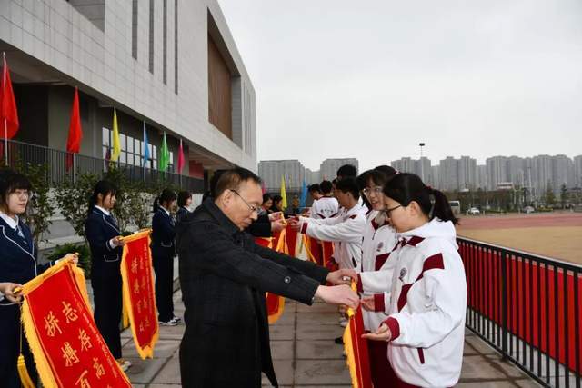 壮志达青云徐州一中举行2021届高考百日誓师大会