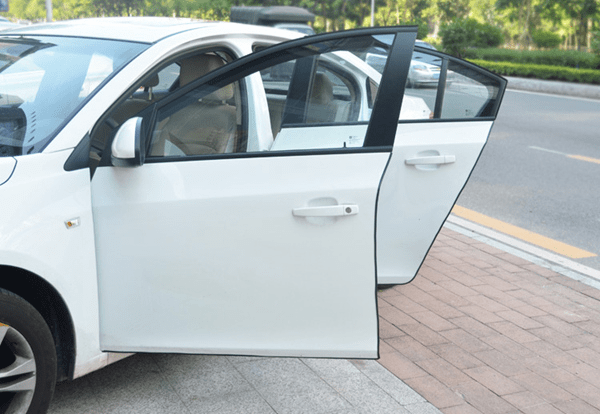 开车那些事儿|日常生活中你还在这样开车门?