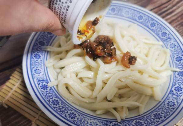 吃碗面个人gdp会下降吗_吃面图片