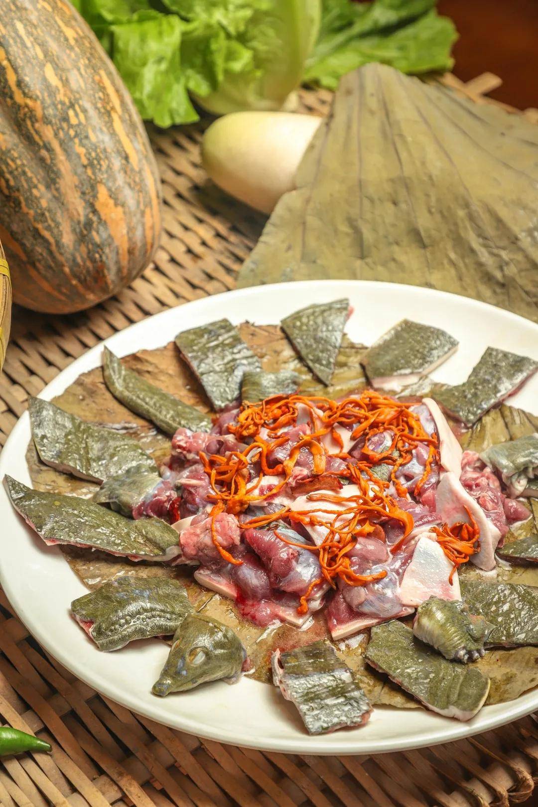 桂城三山为食蒸农庄凭借出神入化的蒸菜连顺德佬都被吸引来揾食