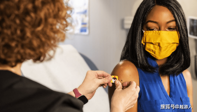 接种疫苗、禁止不戴口罩的旅客登机，美国的旅游业就能迎来复苏吗