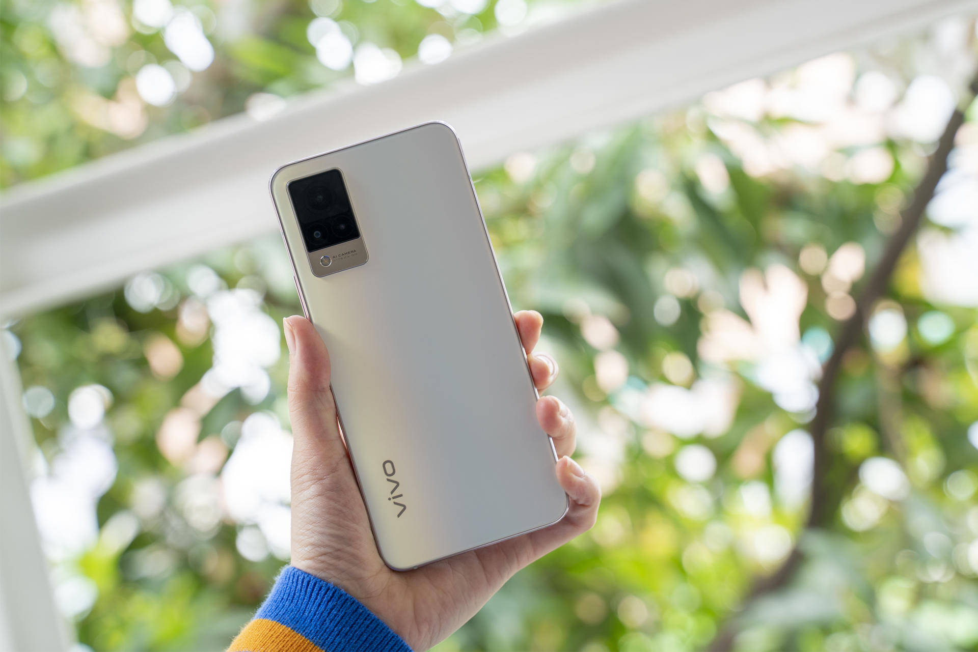 自拍水平轻薄程度全面提升vivos9不愧轻薄自拍旗舰