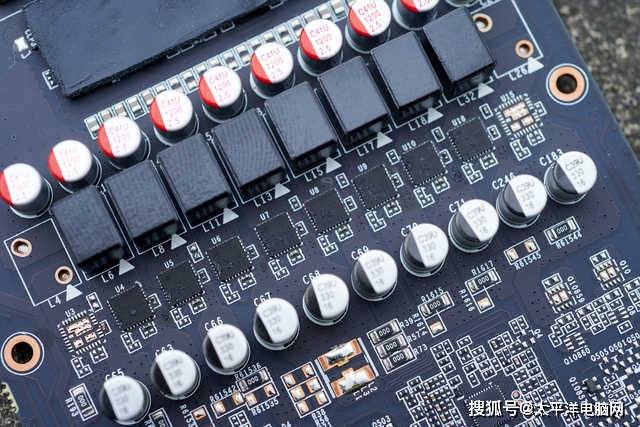 游戏|12G显存真有用吗？索泰RTX 3060天启OC评测