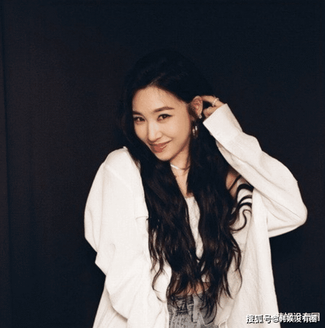 不愧是性感甜豆少女时代tiffany晒私照近况纯欲魅力吸睛