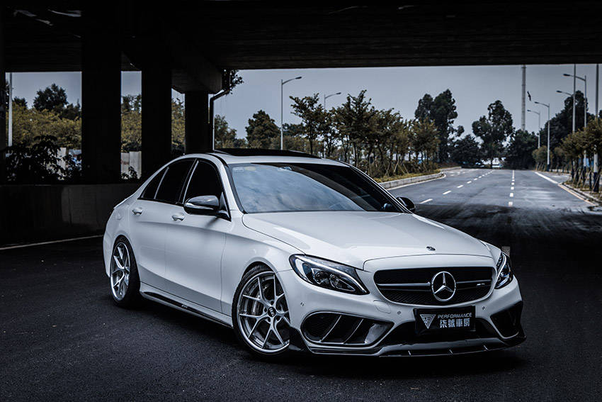 天生绝配奔驰c200四门气动改装风格轻车熟路尽显帅气