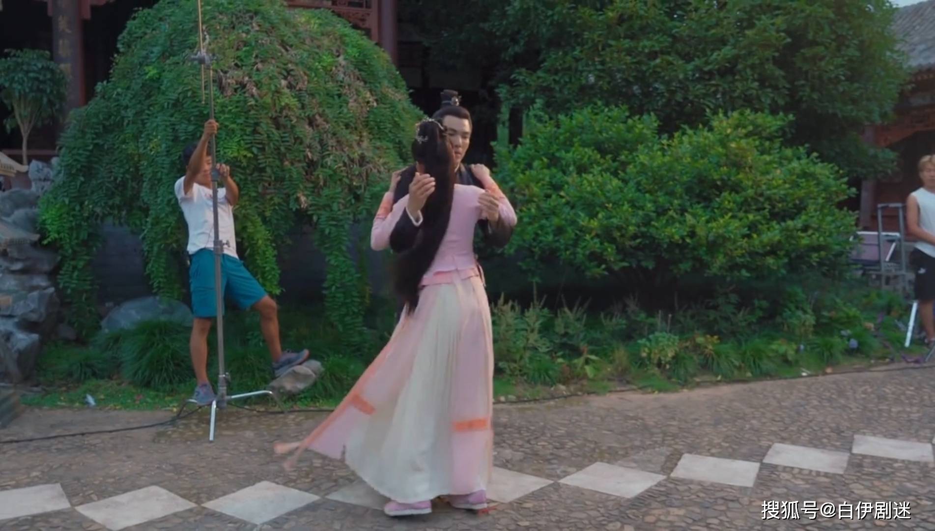 《锦心似玉》花絮笑翻天,钟汉良分分钟逗笑女演员,性格太讨喜