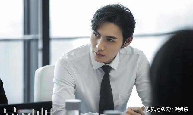 《暴风眼》大结局:国安内部叛徒曝光,居然是位高权重的他?_徐鹤