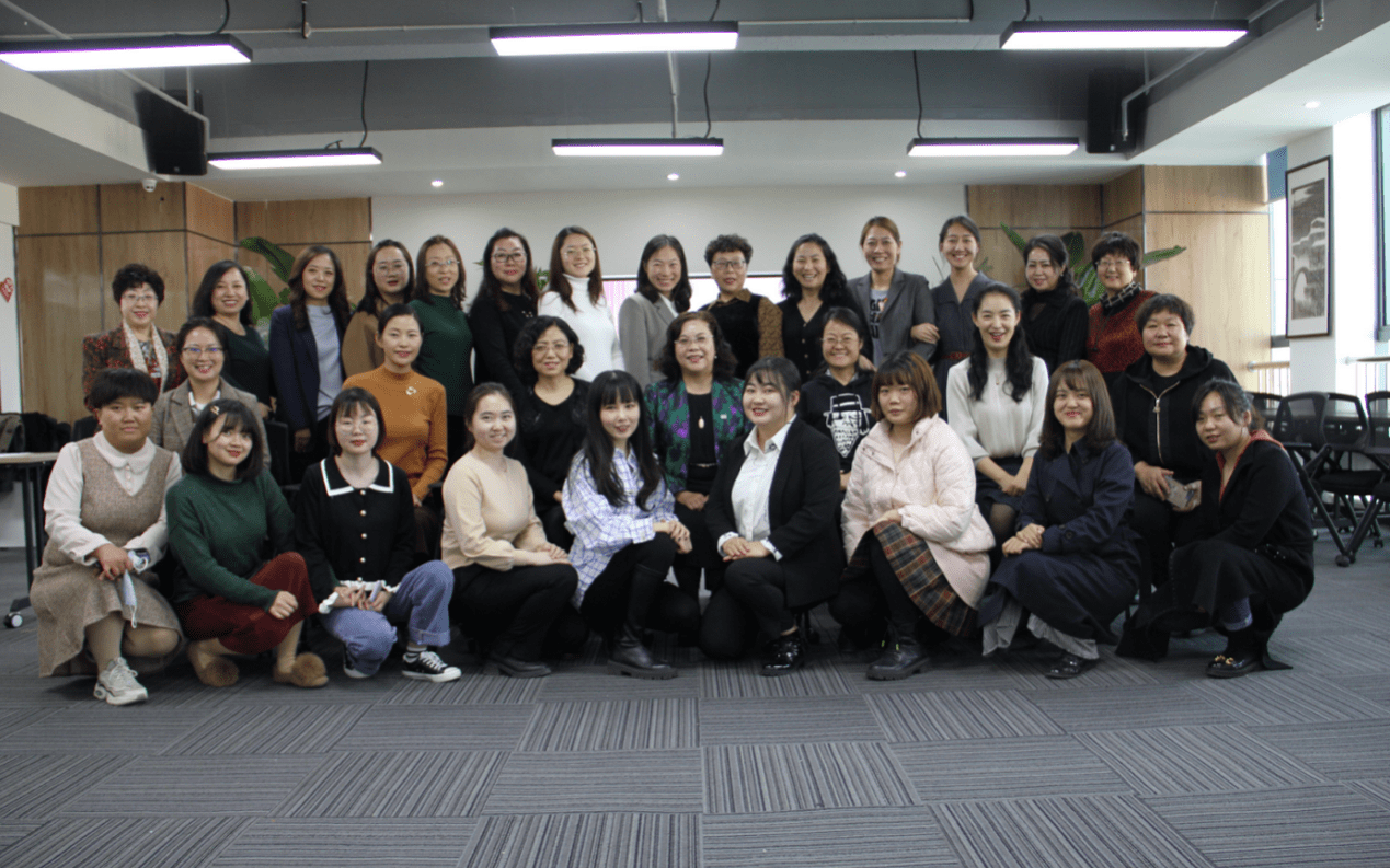 与智慧同行,与优雅相伴,青海省女律师共度国际妇女节