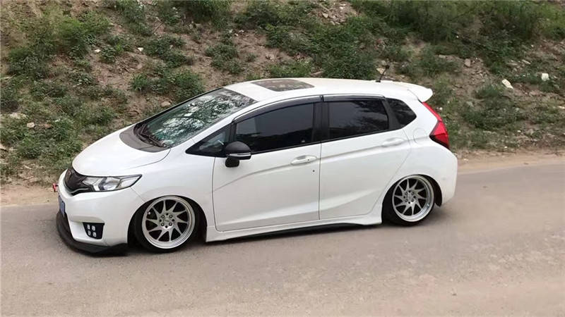 搭配airbft气动避震的本田飞度以优雅的姿态向我们走来_搜狐汽车_搜狐