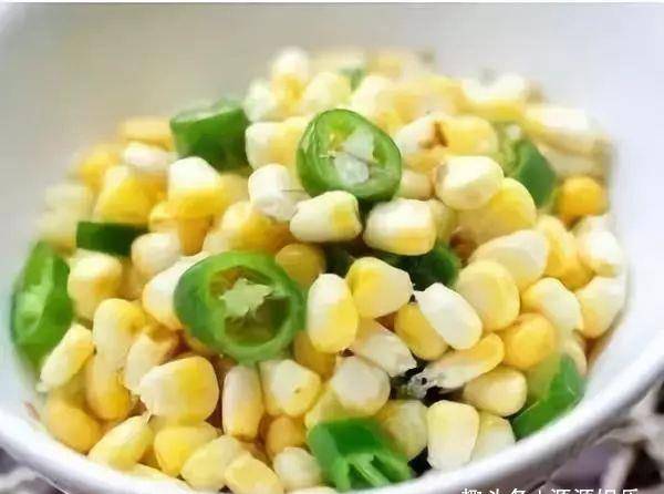 西红柿炒黄豆芽的方法 eff21ea140af4e81b8baedfc5527b804.jpeg