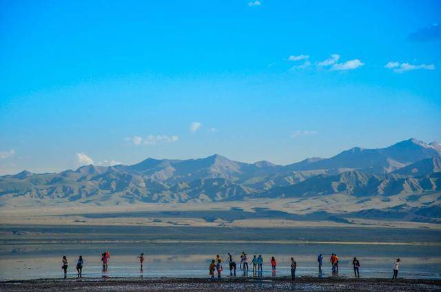 茶卡盐湖，感受到大自然的纯净，不去后悔，去了更后悔。