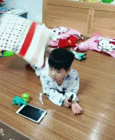 原创
怎么就剩我们两个人了,其余的人去哪了?