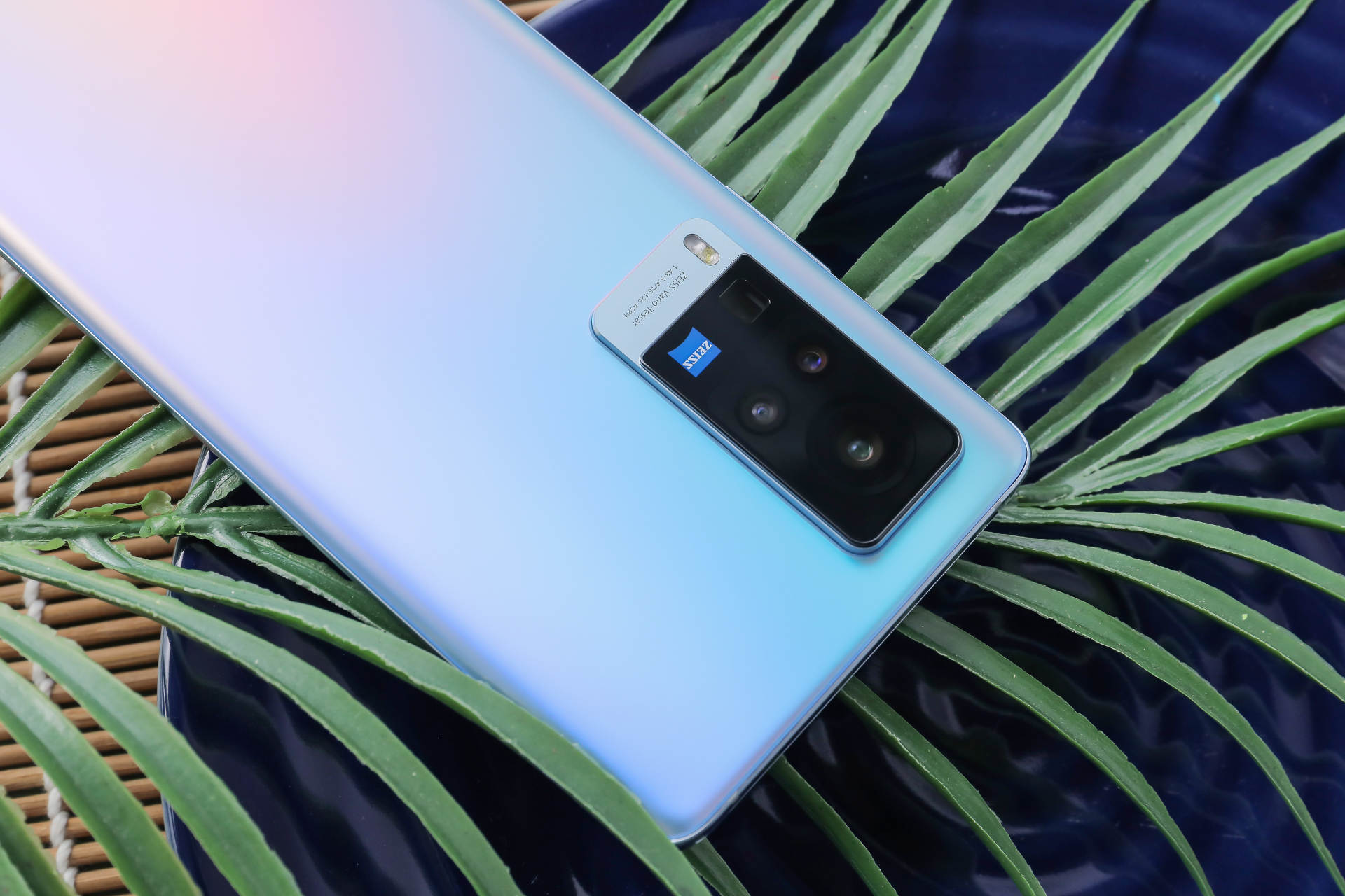 vivox60pro评测轻薄机身下的颜值超乎想象