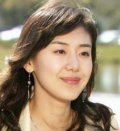 原创坚强人生韩惠淑凭爱在何方走红终身未嫁如今一心皈依佛门