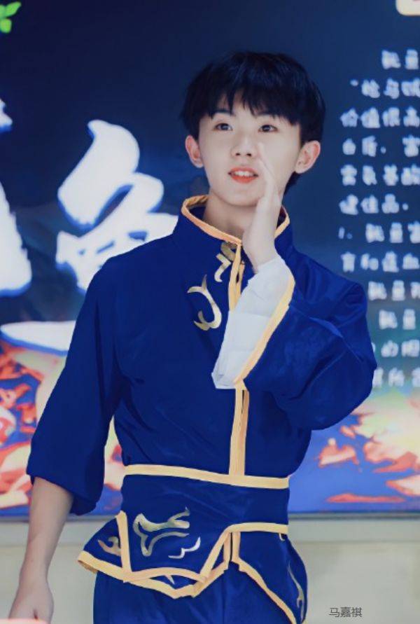 原创时代少年团cos秀张真源可爱鬼贺峻霖鬼将军被宋亚轩萌到