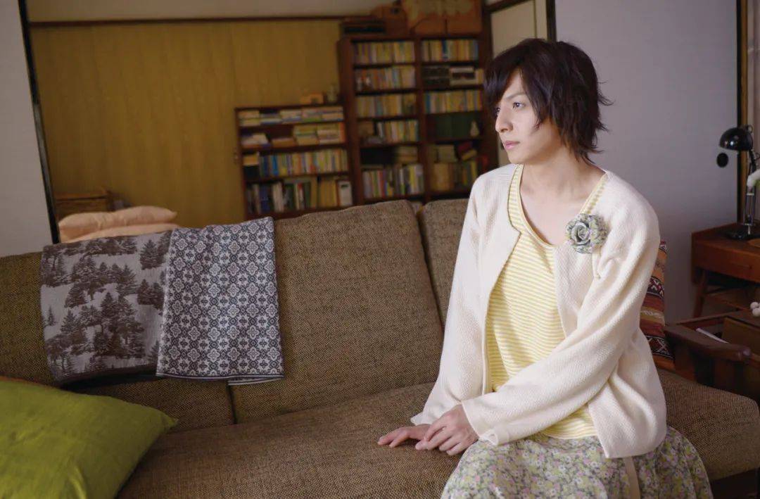 原创生田斗真突破性穿女装演女性我人生最辛苦的角色