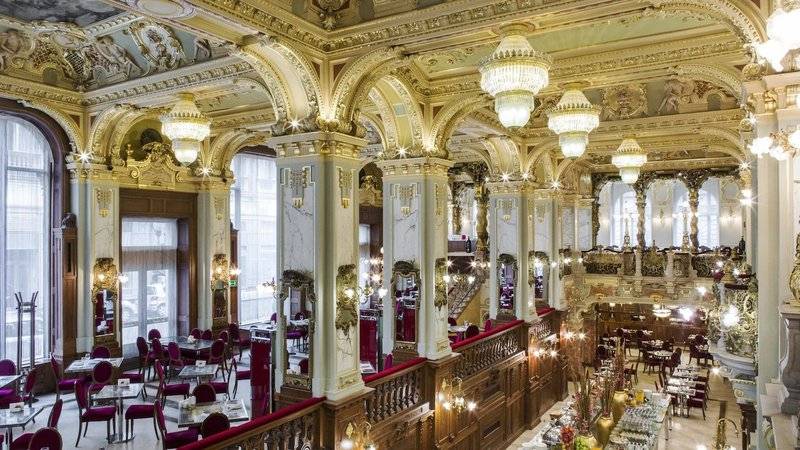 欧洲最不缺的就是百年咖啡馆，但全球最美咖啡馆？小心踩雷