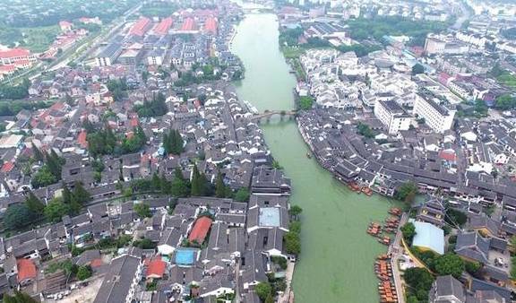 上海的“威尼斯”，九条老街依水旁河，千余栋民宅临河而建