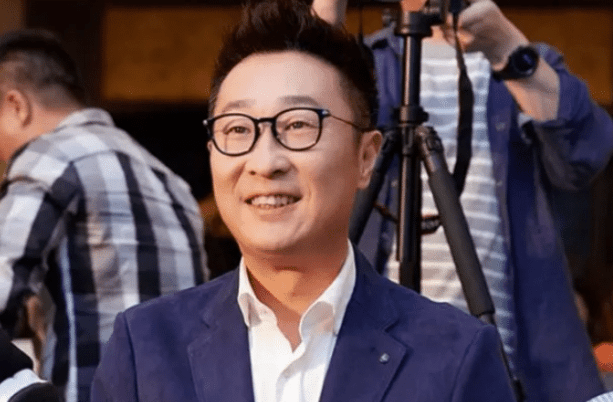 49岁一级演员林永健,隐瞒了16年的老婆,原来是大家熟悉的她_手机搜狐