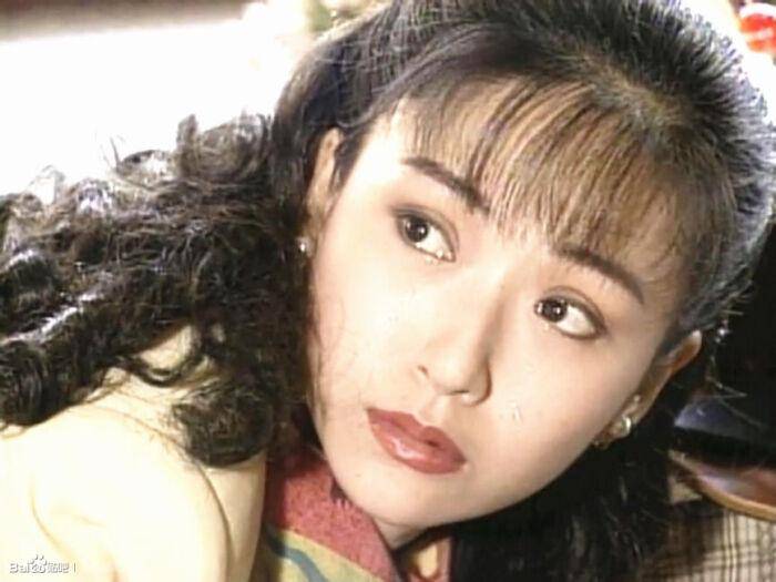 塑造了心地善良的好媳妇"白心莲"一角,其在剧中遭受的坎坷经历,让电视