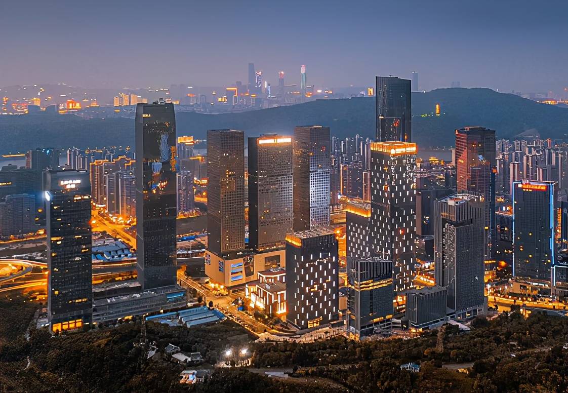 广西十四座城市百色gdp排名第几位_2019上半年城市GDP排名出炉,你的家乡上榜了吗(3)