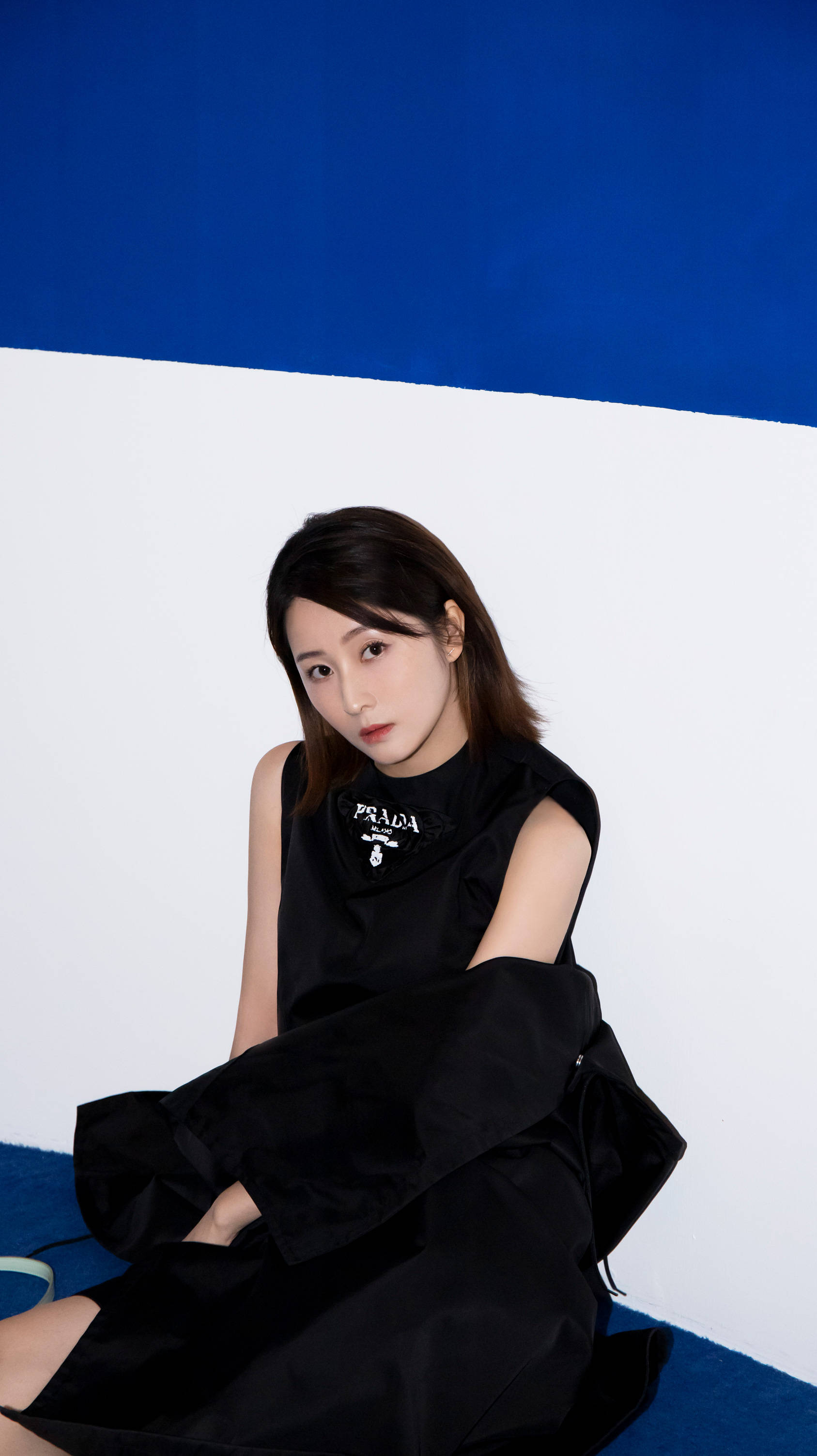 演员吕星辰受邀参加prada晚宴探索时代舞台力量