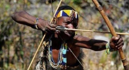 世界上最强壮的原始部落，男子身材强壮，女性生孩子方式特殊