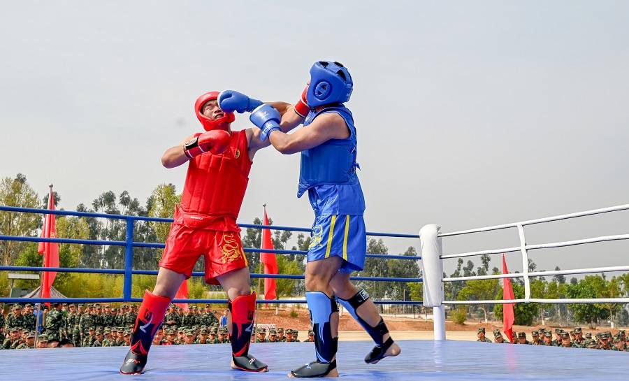 【高清组图】"拳"力以赴 武警云南总队某机动支队搏击对抗赛燃爆军营