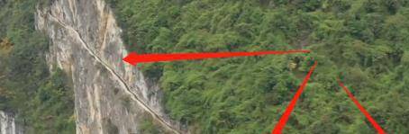 贵州大山一老人，36年时间修建9400米崖壁水渠，隔着屏幕看都震撼