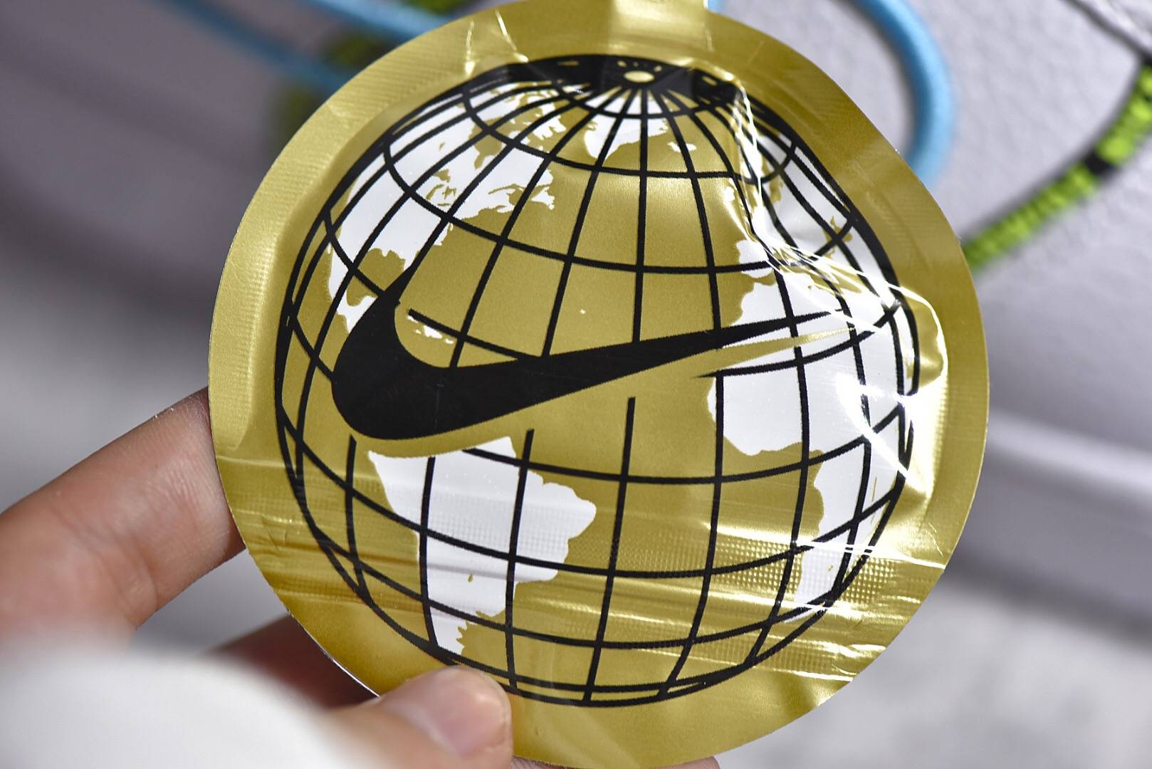 耐克nikeairforce13907lowworldwide空军一号3m反光板鞋