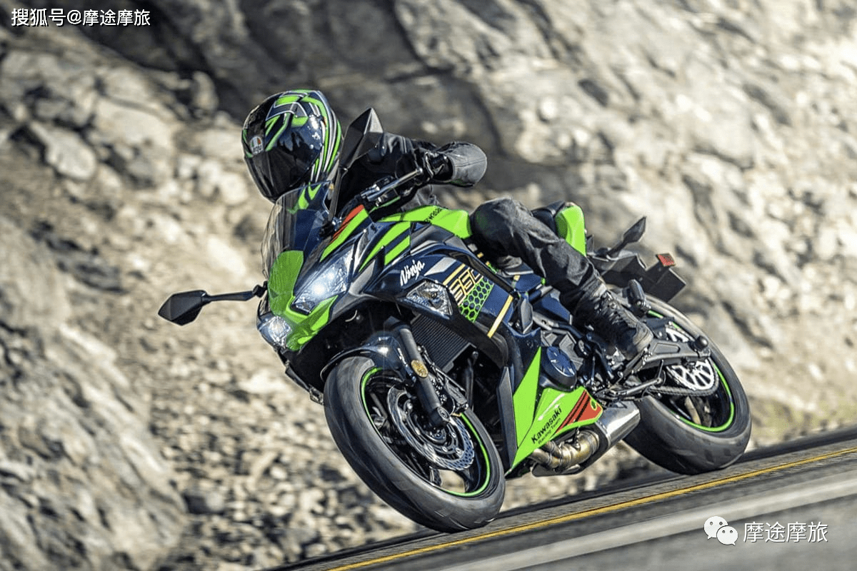 角逐中量级街跑地位川崎ninja700r摩托曝光