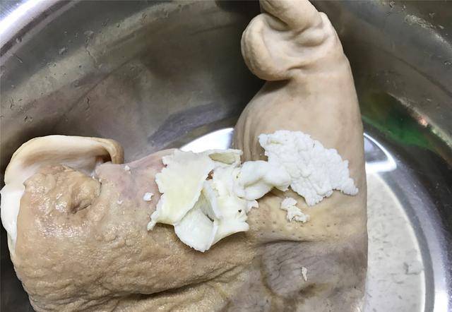 什么样的猪肚是好的 2d94bb2ba9614a6aa71f37535437c84f.jpeg