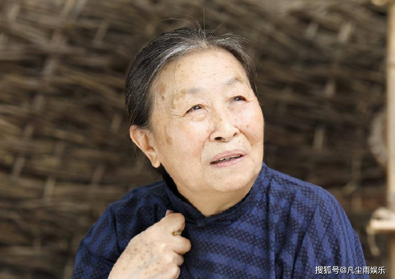 评剧表演艺术家新凤霞的儿子,早些时候在微博上说,张少华带领一个团队