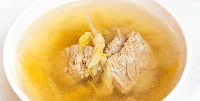 排骨汤怎么炖好喝不焯水 2610e3a0f8e34d538ab8c3a441f13c78.jpeg