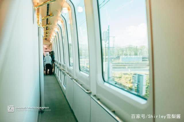 实拍日本超奢华的观光火车，除了感叹高大上这点更是让我们沉默了