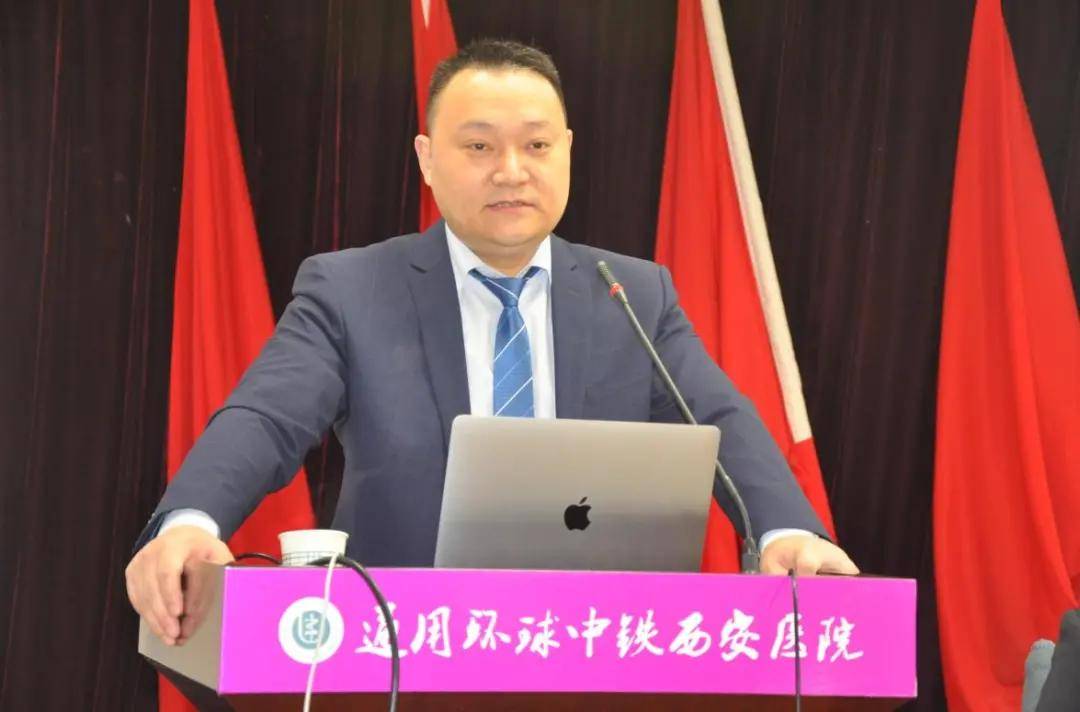 来自陕西,甘肃,宁夏,四川等地的12位骨科医生齐聚一堂,进行了为期1天