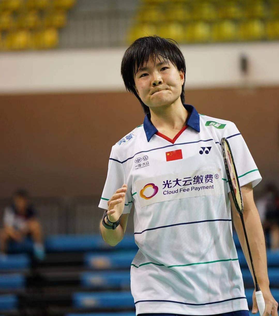 第二日的决赛中,陆光祖2-0轻取翁泓阳,获得男单冠军;陈雨菲与何冰娇的