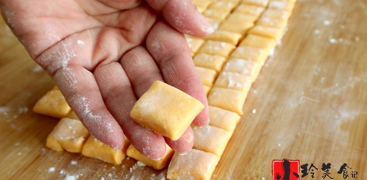 怎么做红薯馒头又软又好吃 83846b4426af43649c2529219c7d3356.jpeg